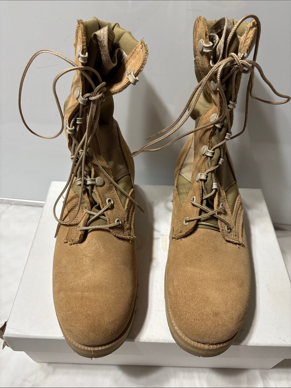 Vibram Men's Tan/Coyote Desert Tactical Boots